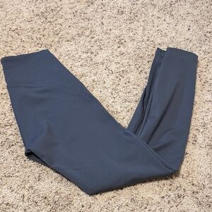 Lululemon Instill High-Rise Tight 25” Size: 4 Color: Graphite Gray